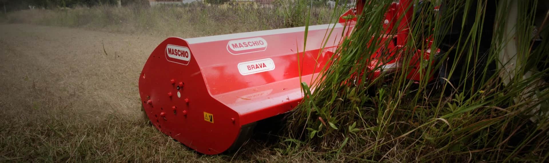 Maschio Mulcher bei der Arbeit im Feldeinsatz – leistungsstarke Mulchtechnik von Landtechnik Schuster für professionelle und effiziente Flächenpflege.
